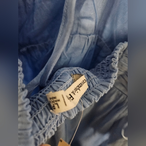 NWT Abercombie & Fitch Bra-Free Flowy Tie-Back Maxi Dress - Picture 8 of 8